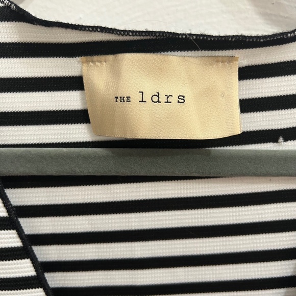 The LDRS Black and White Stripe Mini Dress or Tunic Top - Picture 3 of 3